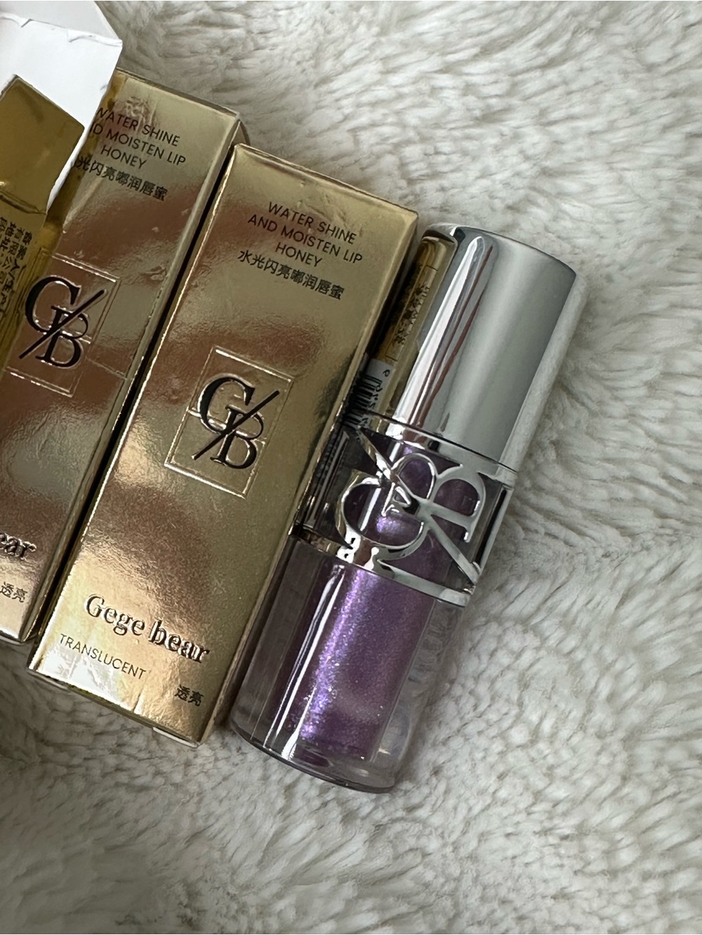 Water Shine and Moisten Lip Honey - Shimmery Lavender
